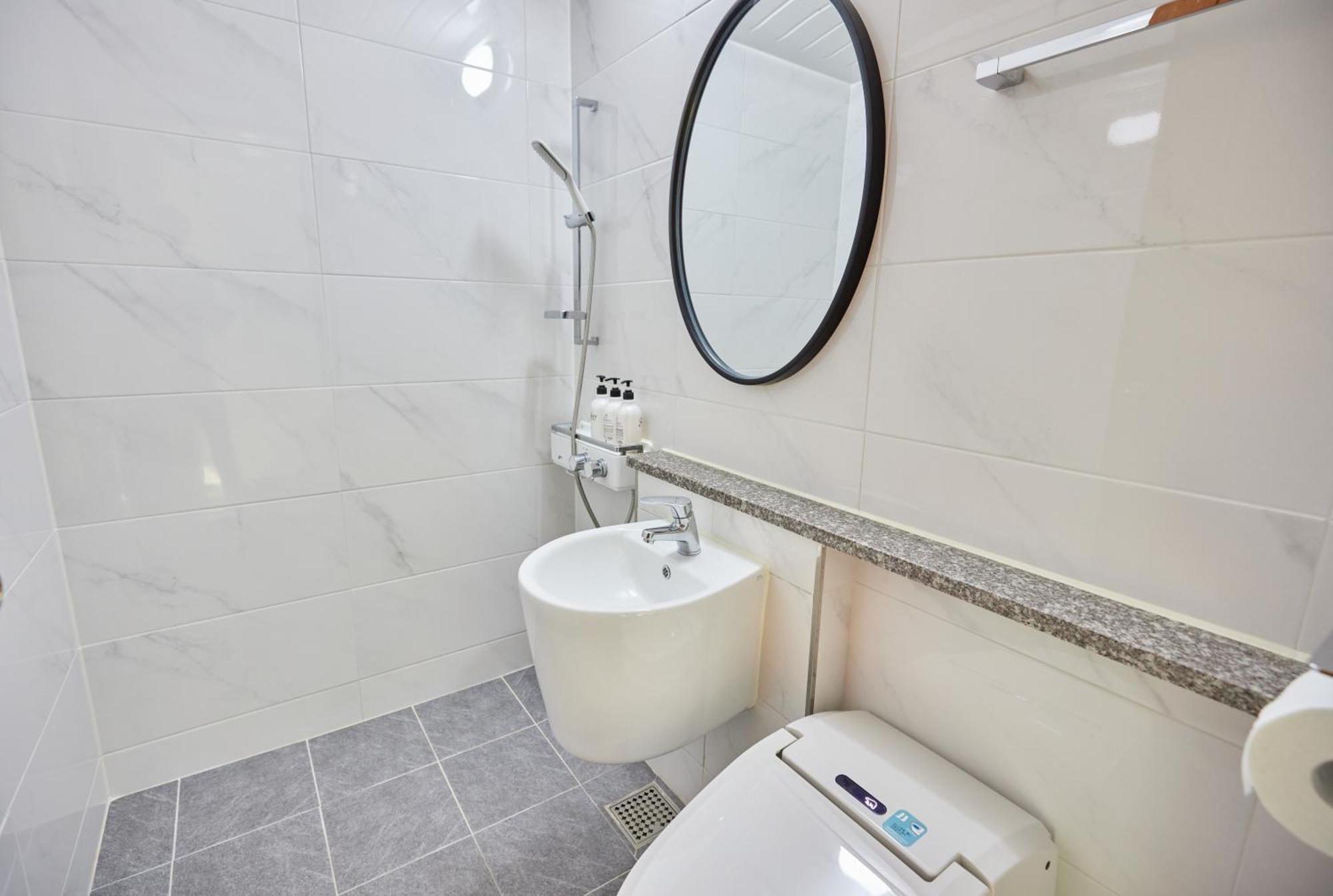Goheung Hayan Noeul Hotel Quarto foto